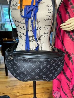 Louis Vuitton Black & Gray Monogram Crossbody Belt Bag